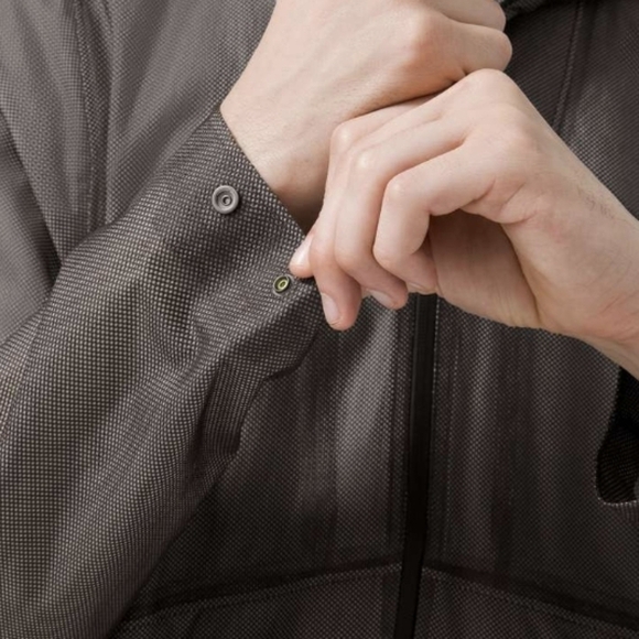 Lululemon-Lab Men's Saura Jacket Black Granite-Size Small - Picture 6 of 17